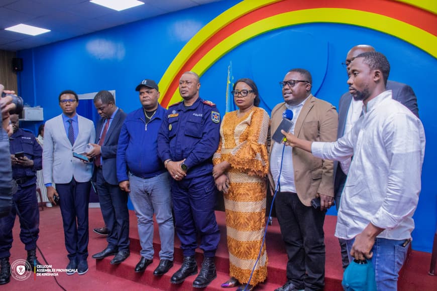 eada8f085ec24a8594988618424ebe98