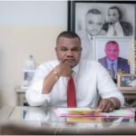 Portrait — Flavien Nkui Misuru, du terrain politique au Secrétariat Général Adjoint de l’ACP : le parcours d’un homme rompu aux responsabilités